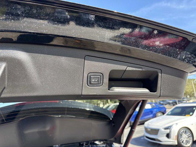 used 2022 Cadillac XT4 car, priced at $28,995