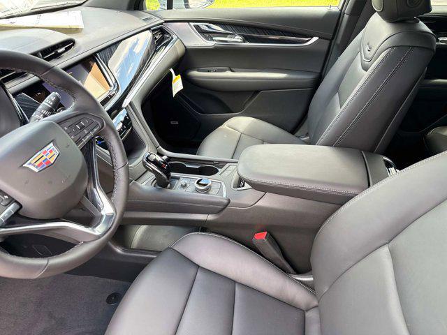 new 2025 Cadillac XT6 car, priced at $51,980