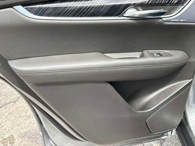 new 2025 Cadillac XT6 car, priced at $51,980