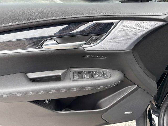 used 2025 Cadillac XT5 car, priced at $45,990