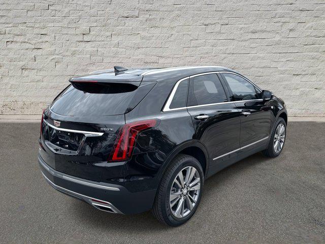used 2025 Cadillac XT5 car, priced at $45,990
