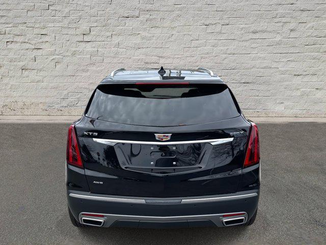 used 2025 Cadillac XT5 car, priced at $45,990