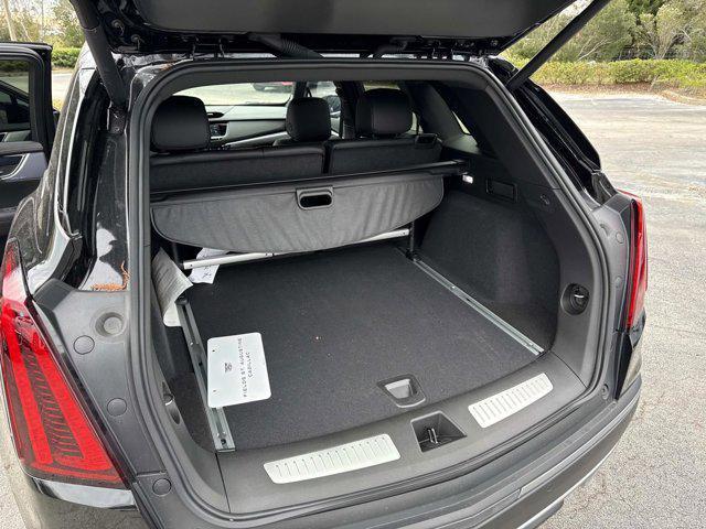 used 2025 Cadillac XT5 car, priced at $45,990