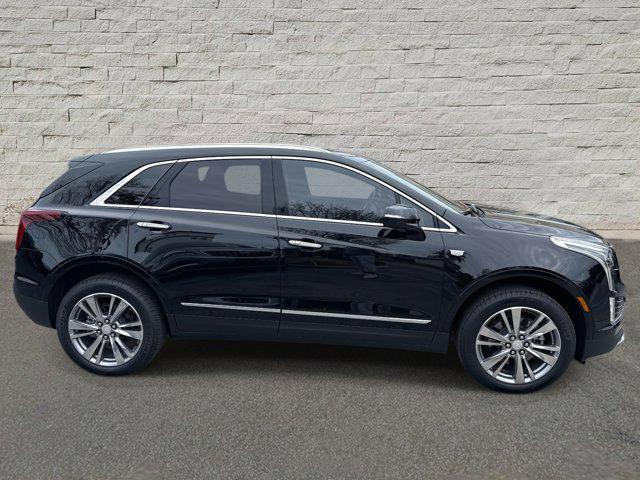 used 2025 Cadillac XT5 car, priced at $45,990