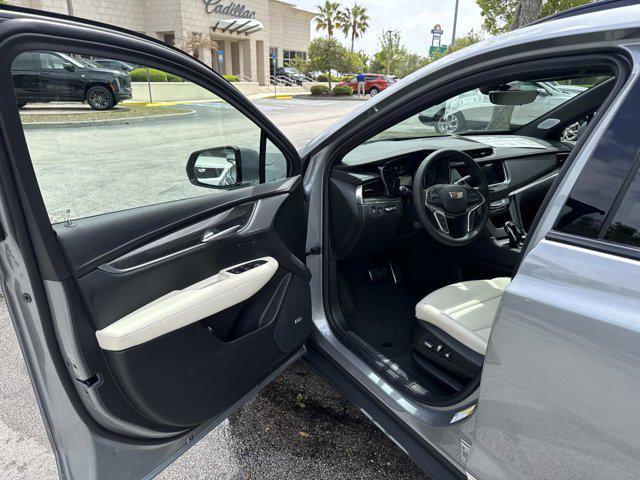 new 2026 Cadillac XT5 car, priced at $64,990
