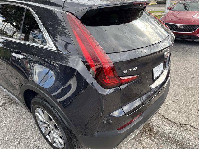 used 2022 Cadillac XT4 car, priced at $27,990
