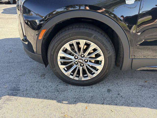 used 2024 Cadillac XT4 car, priced at $33,500