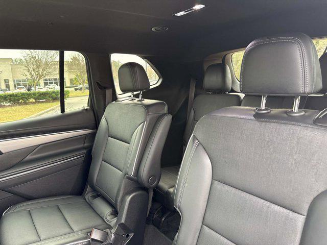 used 2025 Buick Enclave car, priced at $33,595