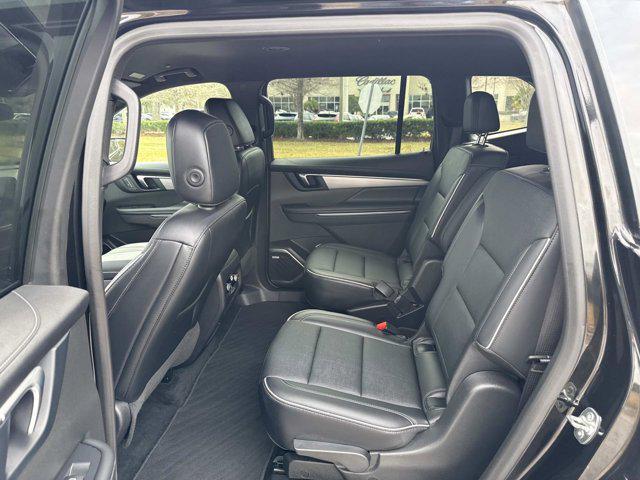 used 2025 Buick Enclave car, priced at $33,595