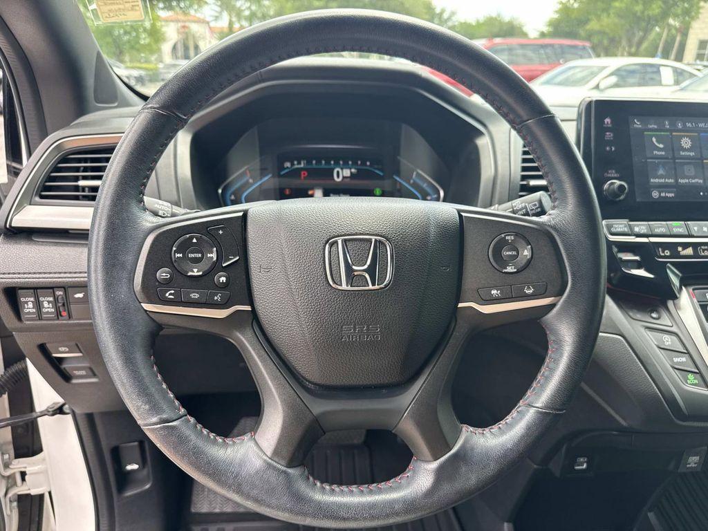 used 2023 Honda Odyssey car, priced at $38,090