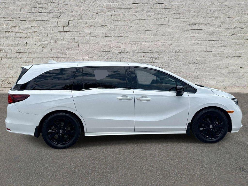 used 2023 Honda Odyssey car, priced at $38,090
