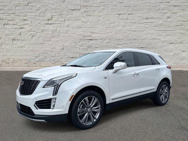 new 2025 Cadillac XT5 car, priced at $54,134