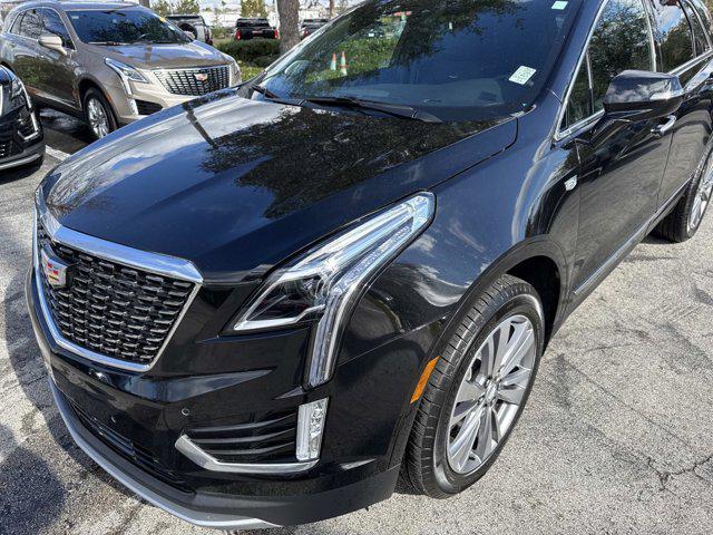 used 2025 Cadillac XT5 car, priced at $39,500