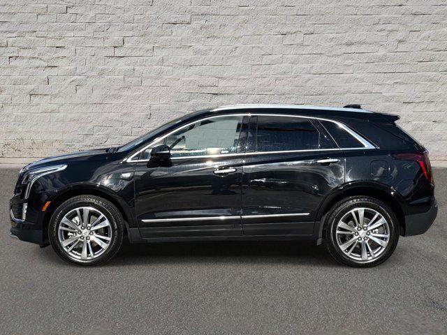 used 2025 Cadillac XT5 car, priced at $39,500