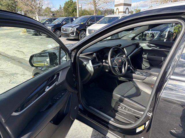 used 2025 Cadillac XT5 car, priced at $39,500