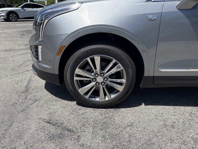 new 2026 Cadillac XT5 car, priced at $55,720