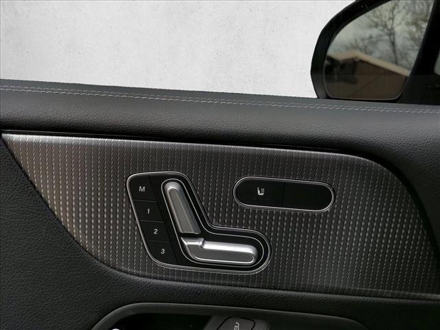 used 2020 Mercedes-Benz GLB 250 car, priced at $20,899