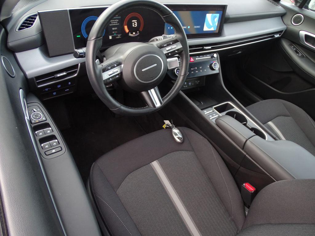 used 2025 Hyundai Sonata Hybrid car, priced at $25,297
