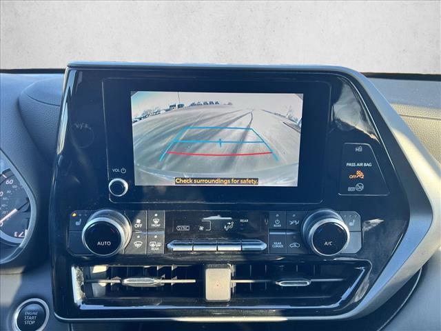 used 2024 Toyota Highlander car, priced at $40,858
