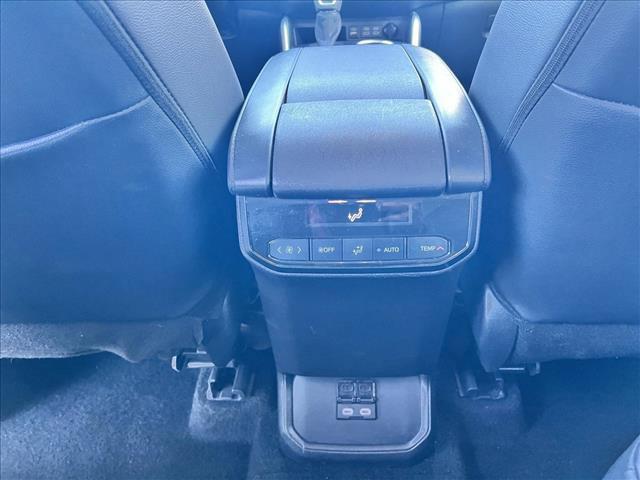 used 2024 Toyota Highlander car, priced at $40,858