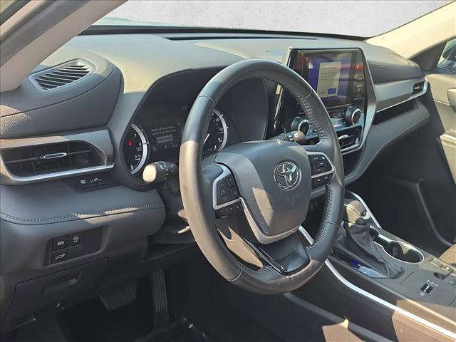 used 2024 Toyota Highlander car, priced at $38,187