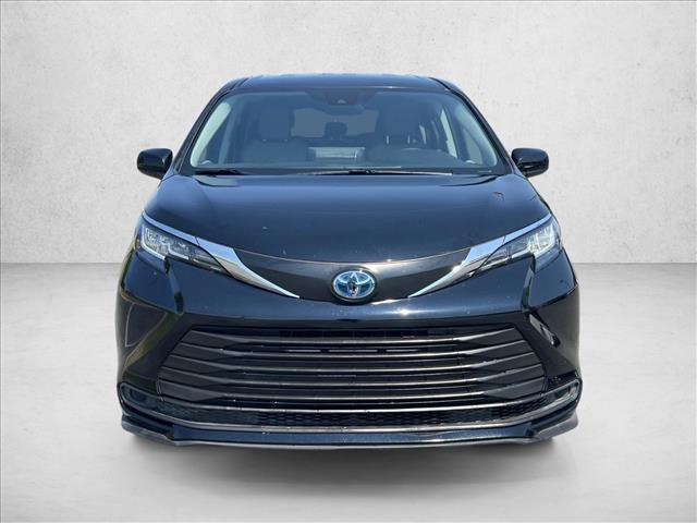 used 2023 Toyota Sienna car, priced at $33,545