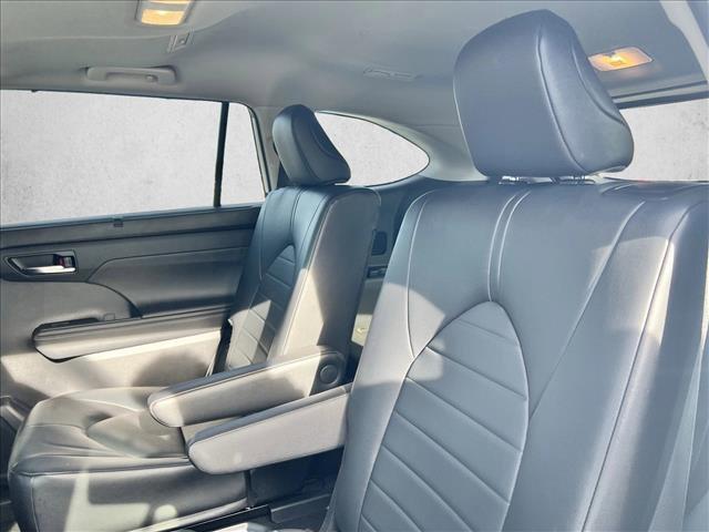 used 2024 Toyota Highlander car, priced at $39,793