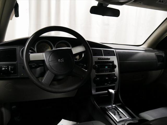 used 2007 Dodge Magnum car, priced at $2,865