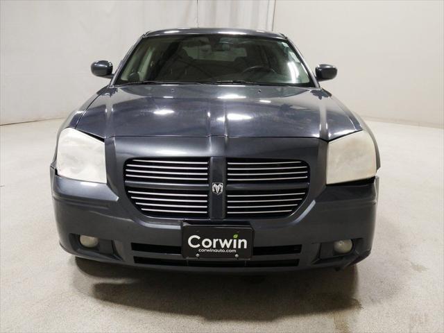 used 2007 Dodge Magnum car, priced at $2,865