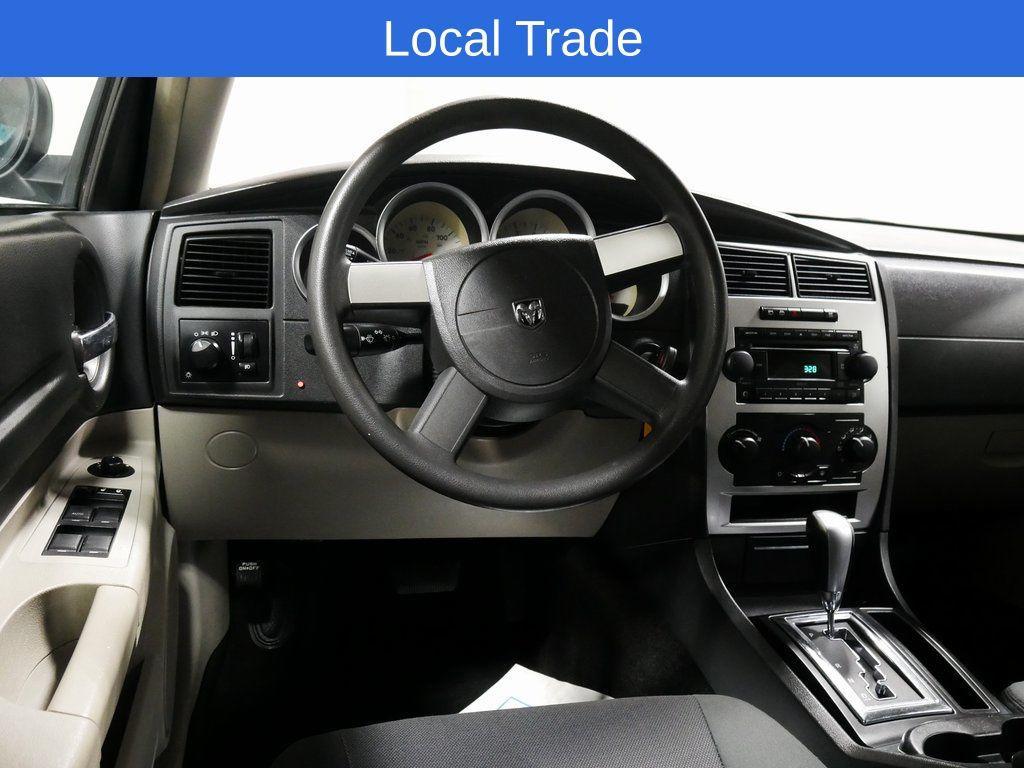 used 2007 Dodge Magnum car, priced at $2,865