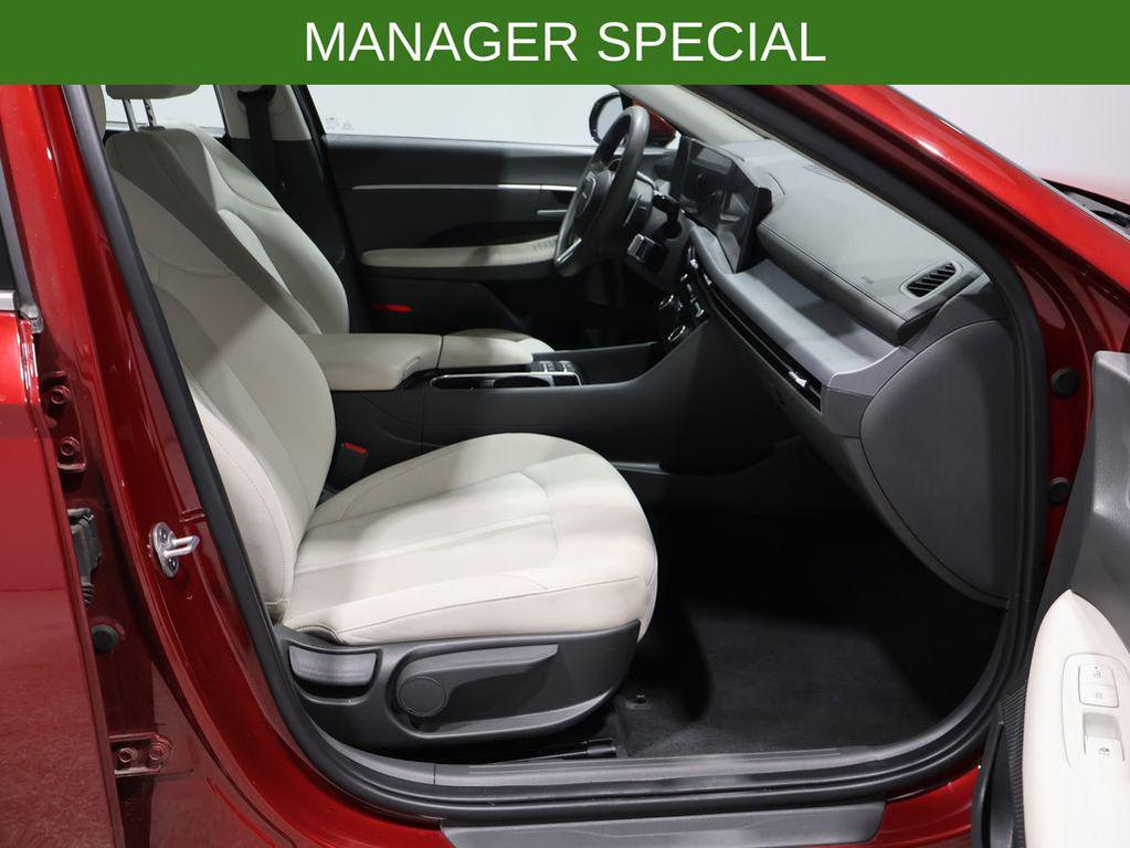 used 2024 Hyundai Sonata car, priced at $17,998