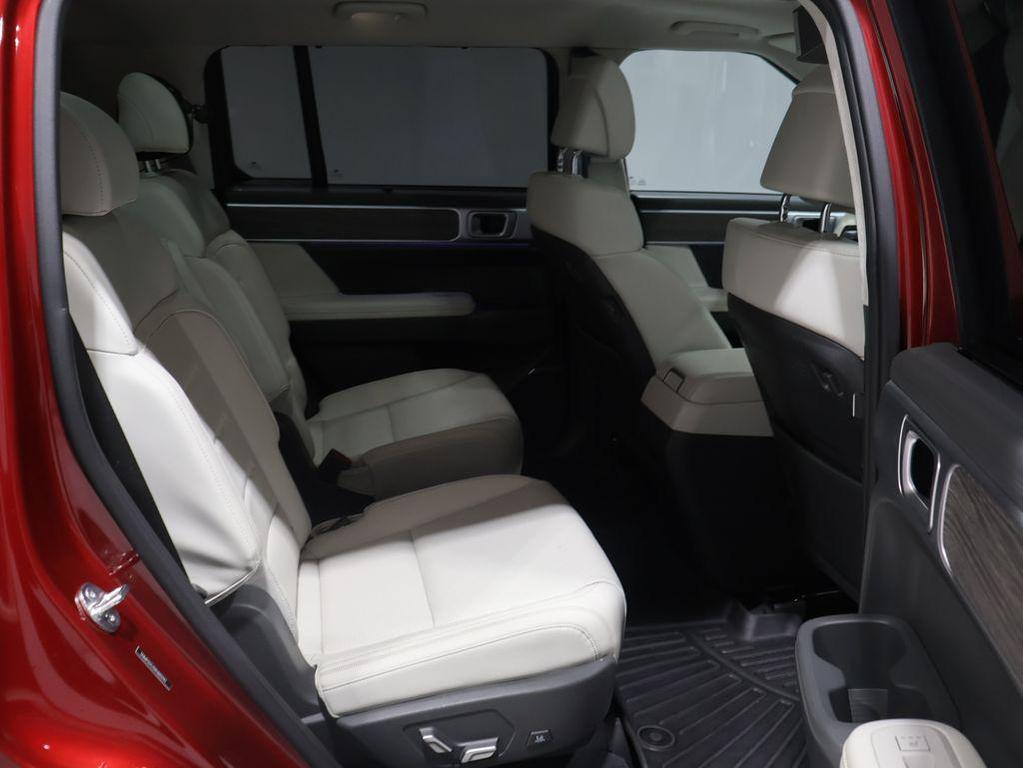 used 2024 Hyundai SANTA FE HEV car, priced at $36,985