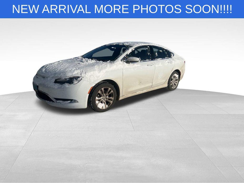 used 2015 Chrysler 200 car, priced at $5,527
