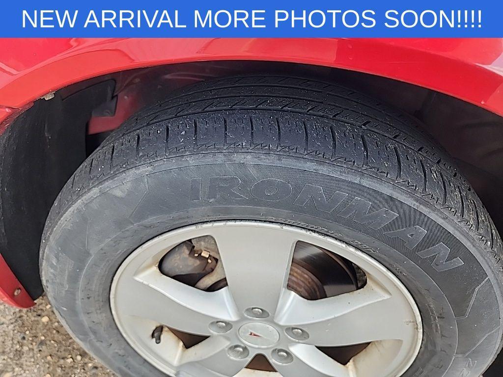 used 2008 Pontiac Grand Prix car, priced at $2,995