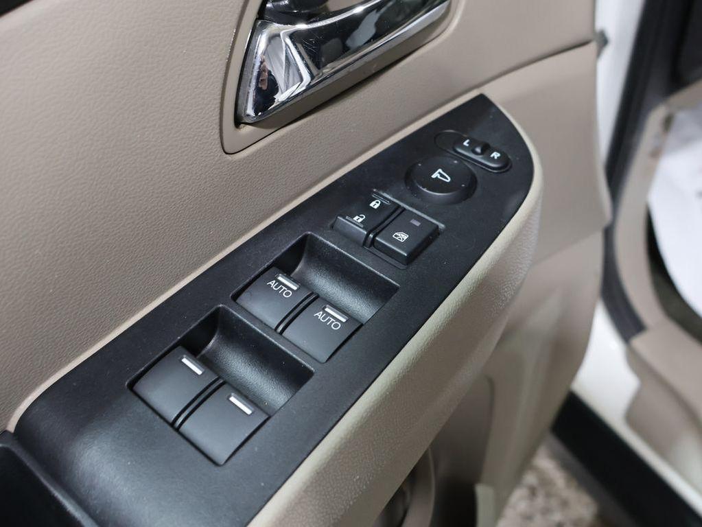 used 2015 Honda Odyssey car, priced at $14,492