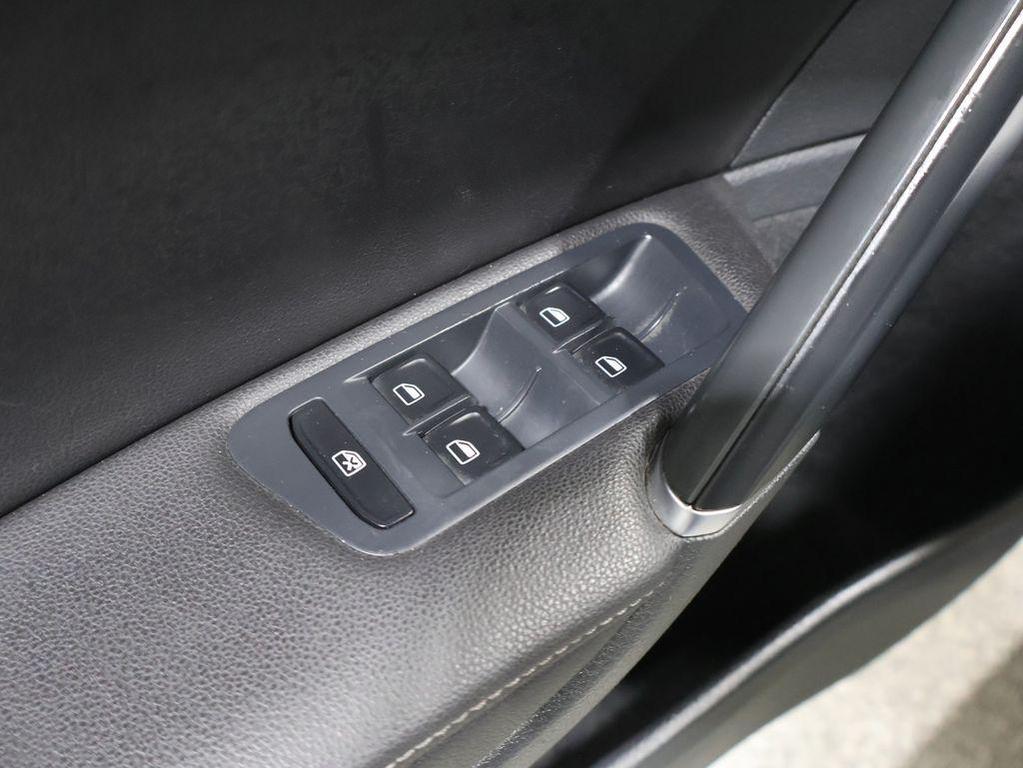 used 2015 Volkswagen Golf SportWagen car, priced at $7,545