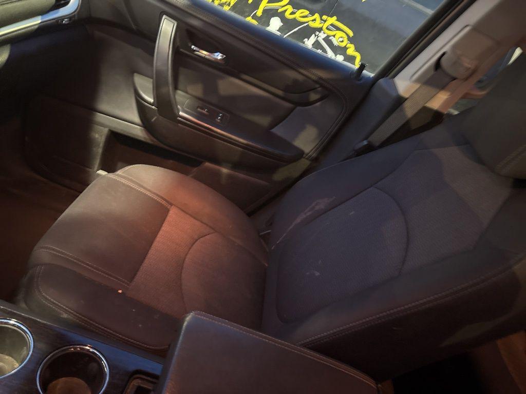 used 2015 Chevrolet Traverse car, priced at $7,988