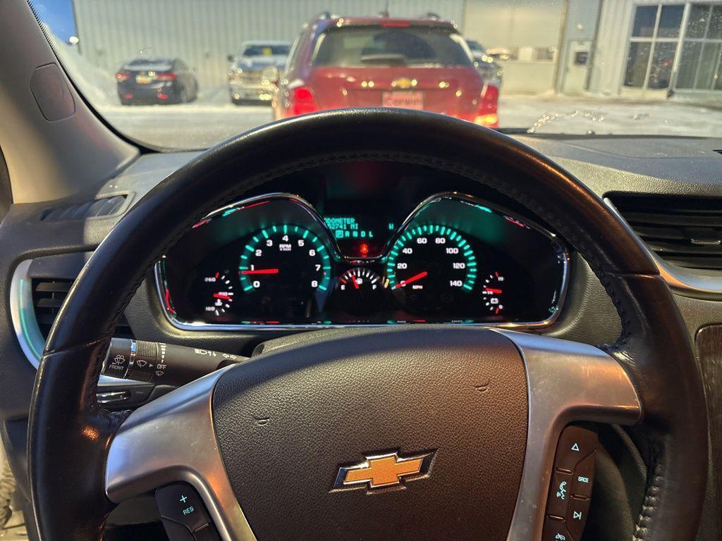 used 2015 Chevrolet Traverse car, priced at $7,988