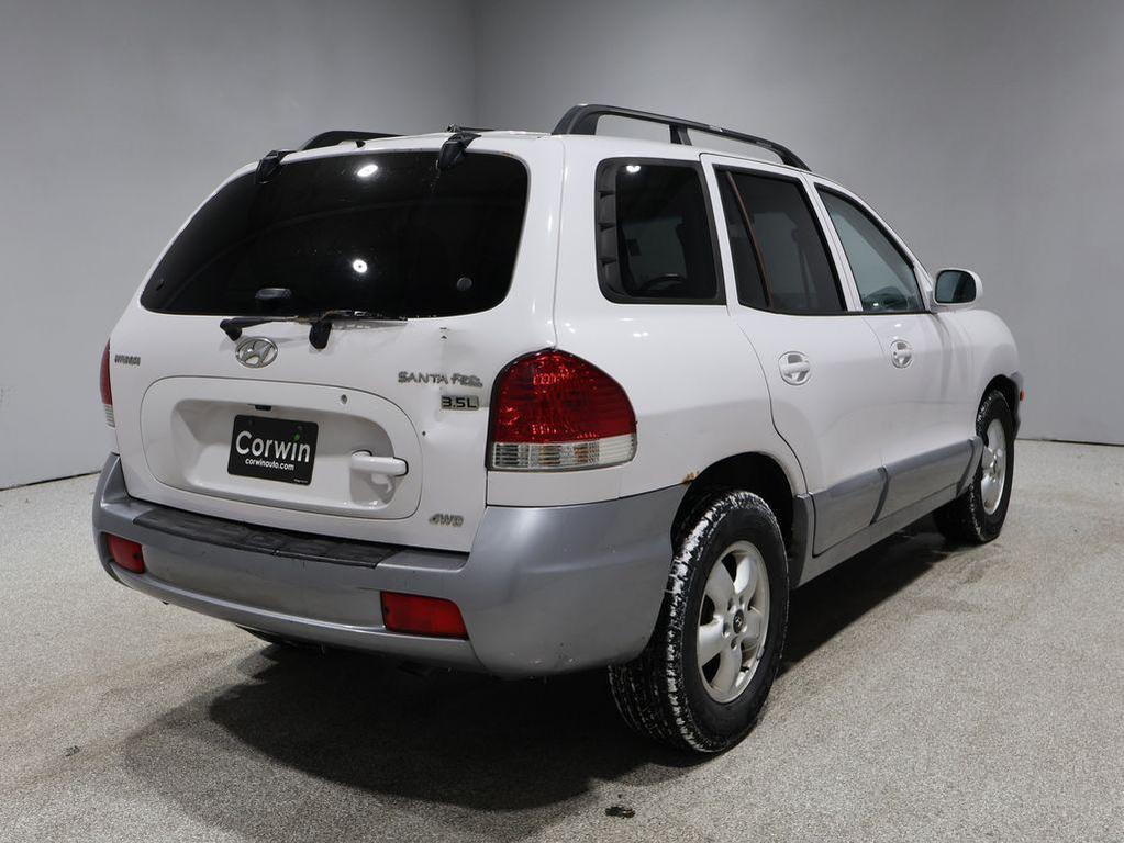 used 2005 Hyundai Santa Fe car, priced at $4,500