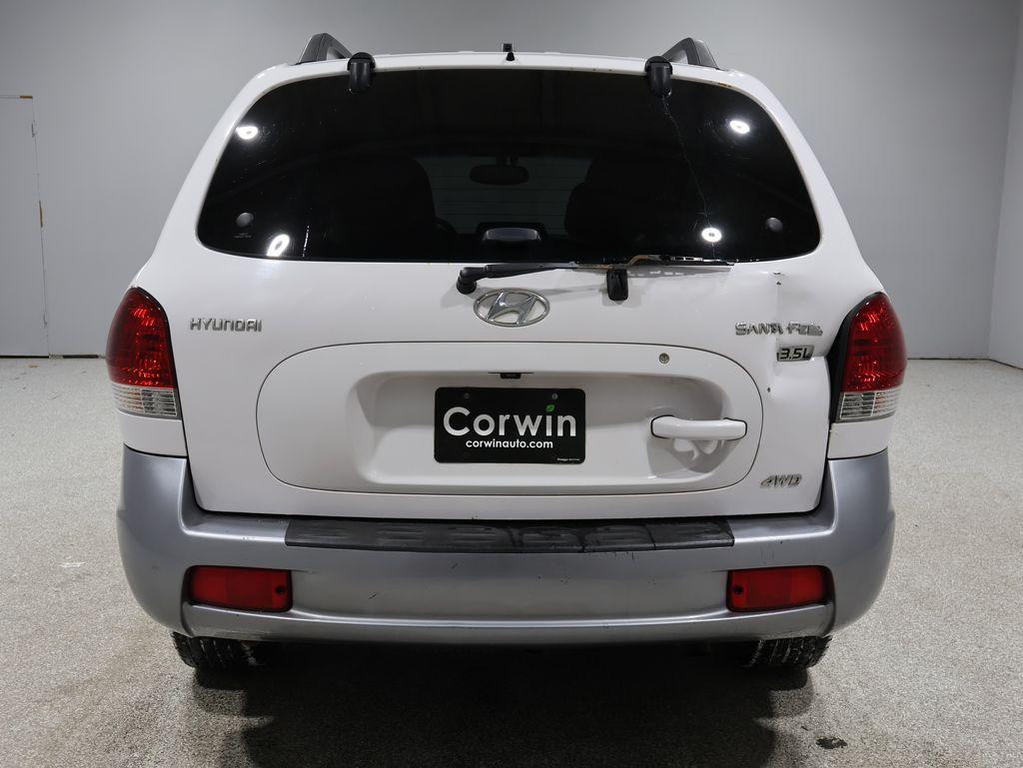 used 2005 Hyundai Santa Fe car, priced at $4,500