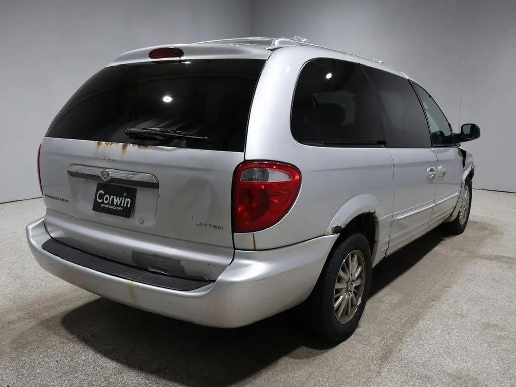used 2004 Chrysler Town & Country car, priced at $963