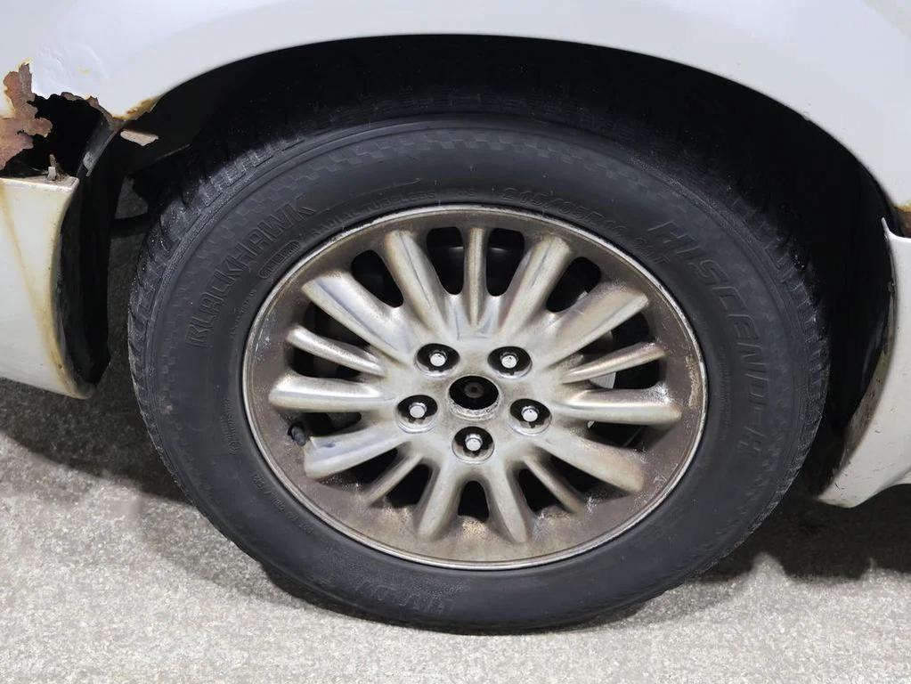 used 2004 Chrysler Town & Country car, priced at $963