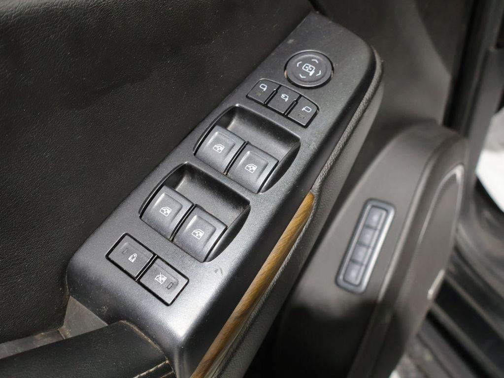 used 2019 GMC Yukon XL car, priced at $19,485