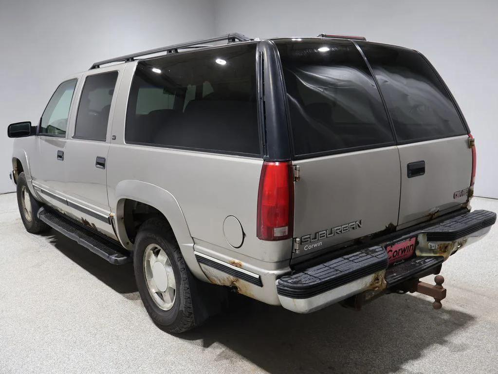 used 1999 GMC Suburban car, priced at $2,494