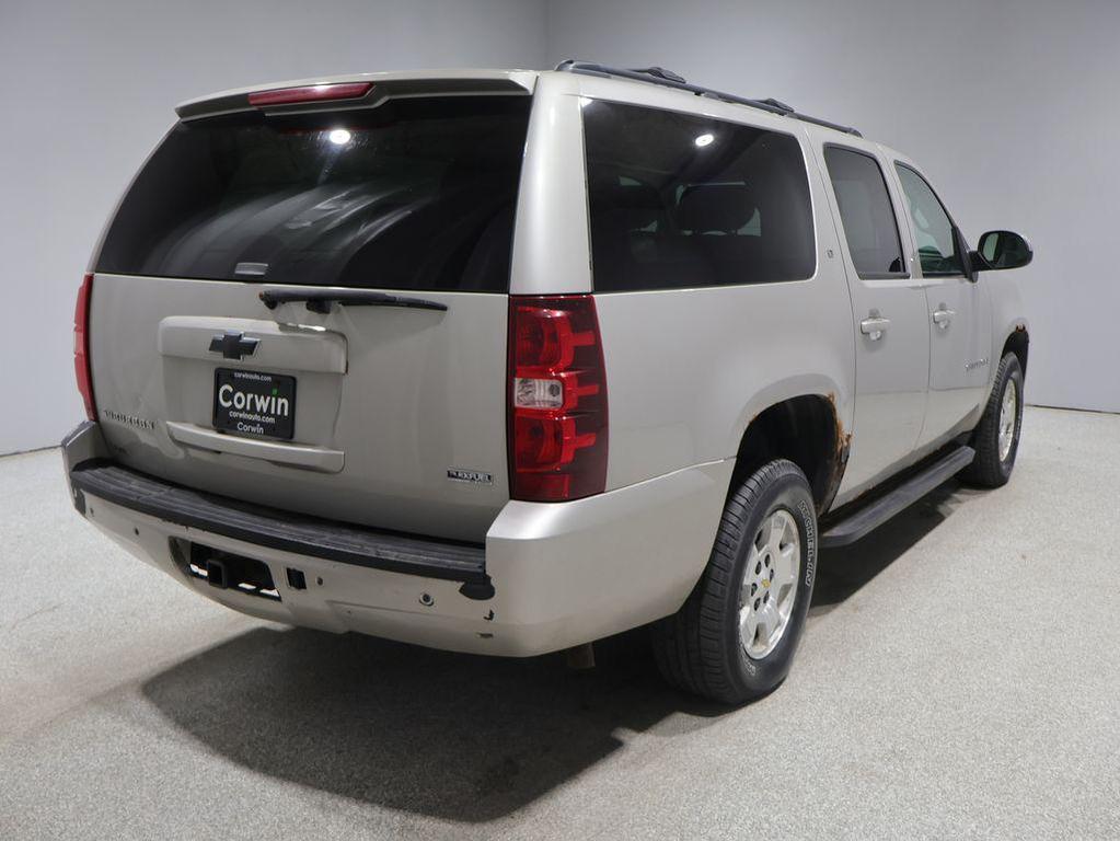 used 2009 Chevrolet Suburban car, priced at $7,619