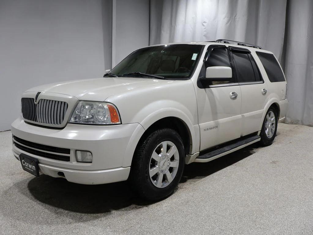 used 2006 Lincoln Navigator car, priced at $5,949