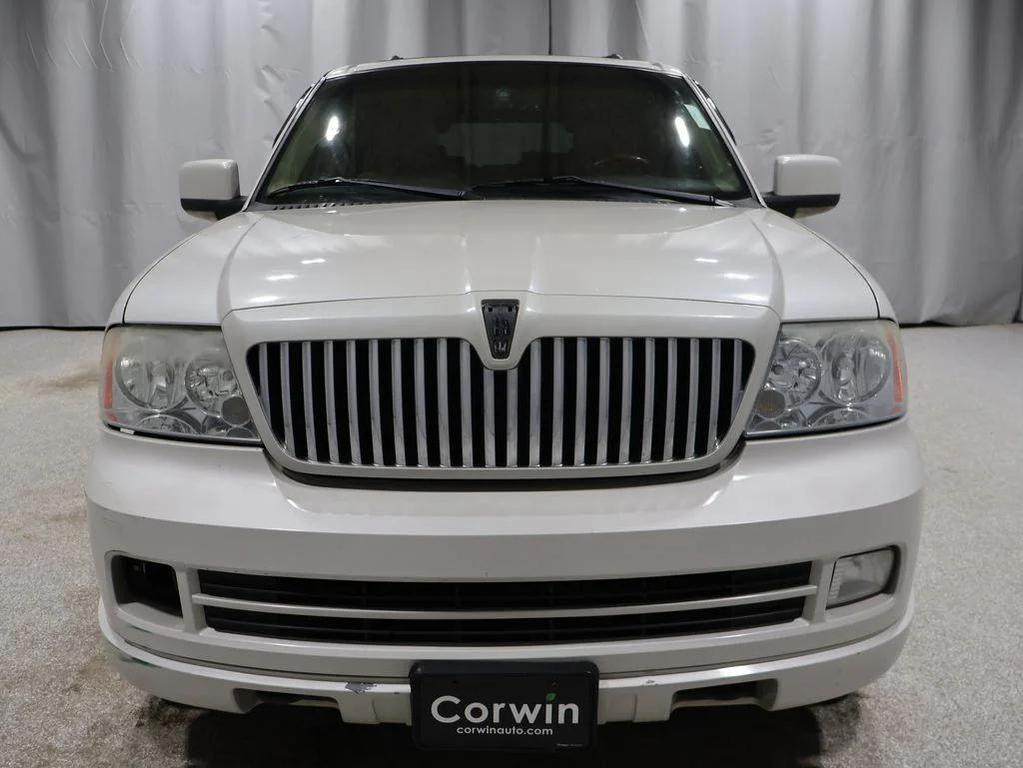 used 2006 Lincoln Navigator car, priced at $5,949