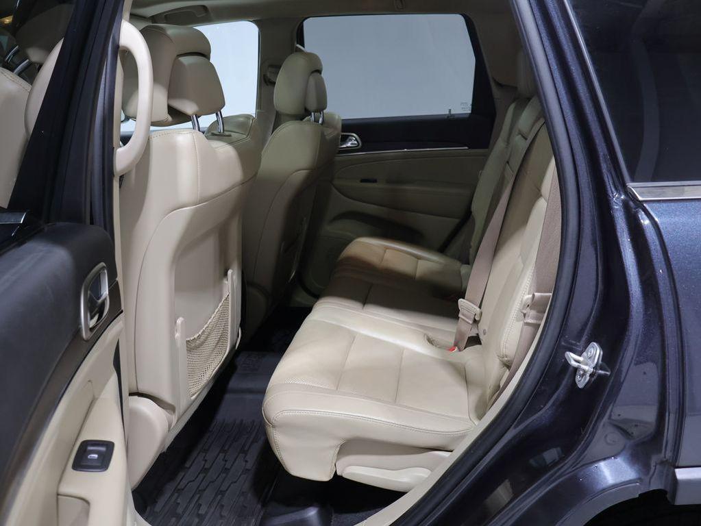 used 2016 Jeep Grand Cherokee car, priced at $7,744