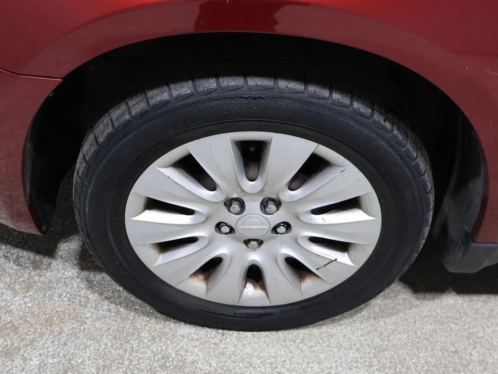 used 2014 Chrysler 200 car, priced at $6,409