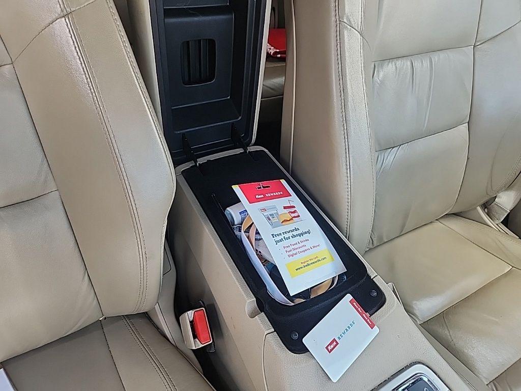 used 2014 Jeep Grand Cherokee car, priced at $11,124